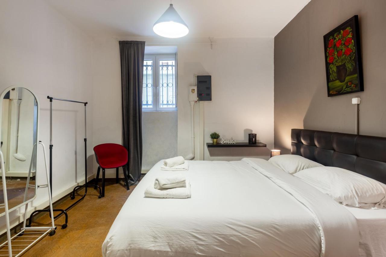 Charming Apartment In The Heart Of Plaka Atenas Exterior foto